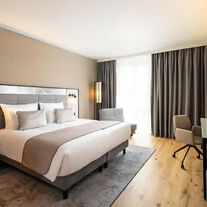 Hotel Leonardo Royal Bonn Airport, Köln