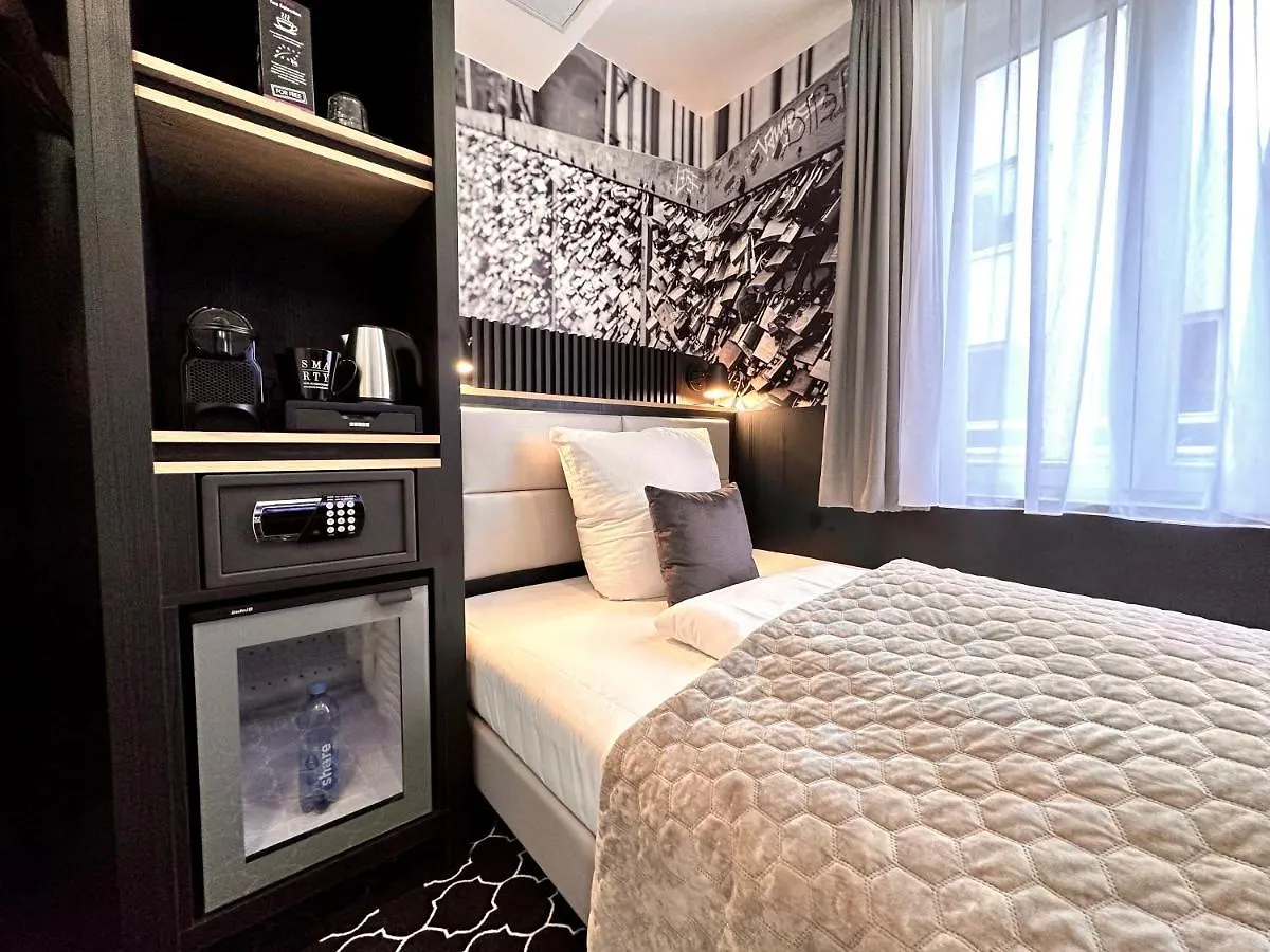 Rhein Hotel St. Martin Κολωνία 3*,