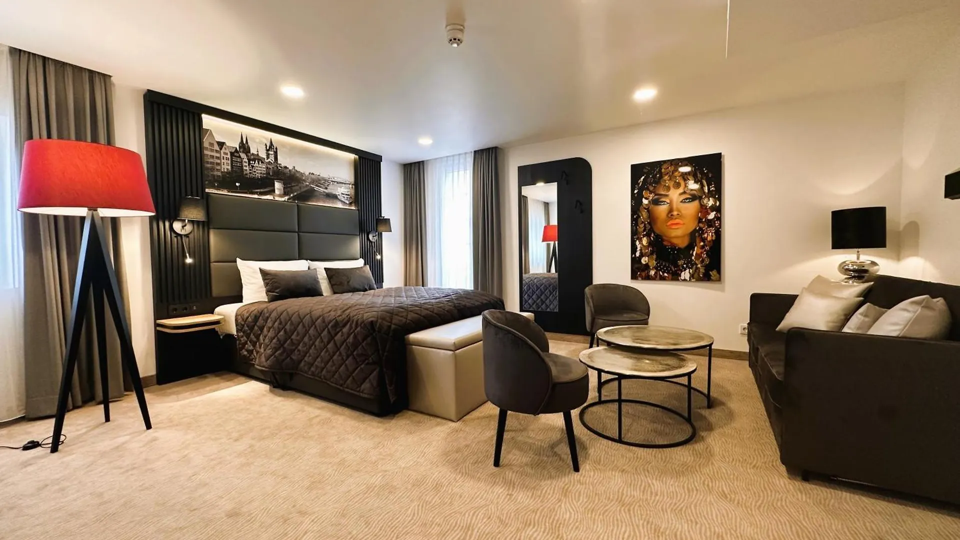 Rhein Hotel St. Martin Κολωνία 3*,